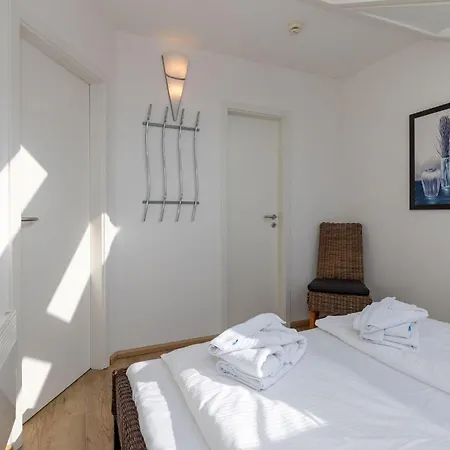 아파트 Yachthafenresidenz-wohnung-8412-872