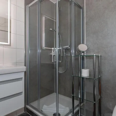 Yachthafenresidenz-wohnung-8412-872 아파트 Ostseebad Kühlungsborn